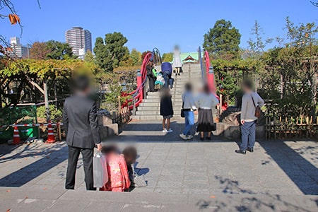 亀戸天神社 太鼓橋（男橋）の様子