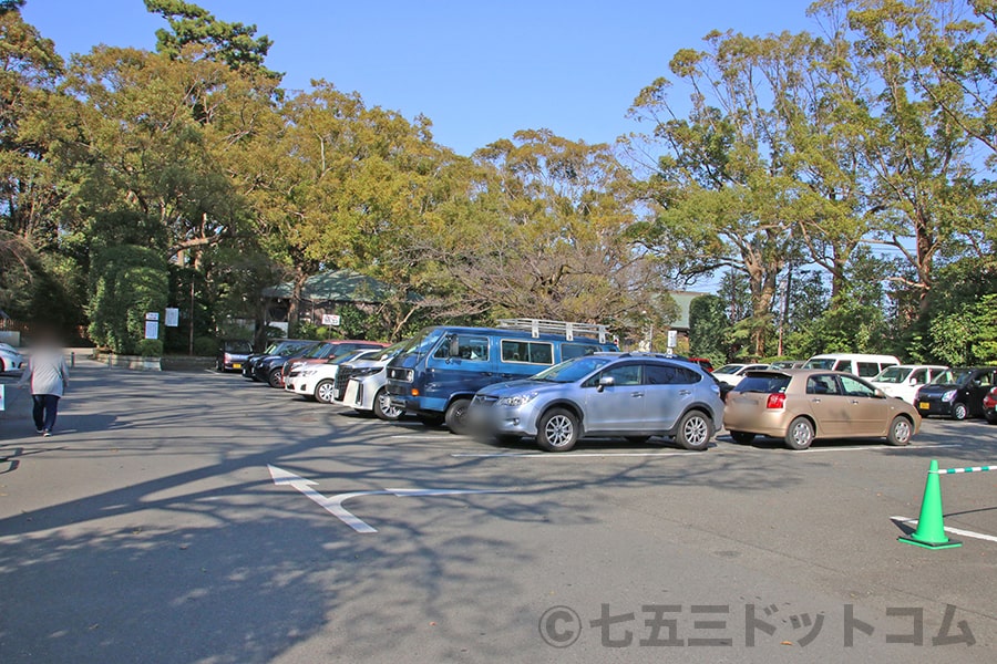 寒川神社 第1駐車場の様子