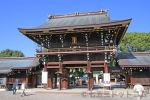 真清田神社 楼門の様子