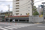 湯島天神 地下側の駐車場の様子