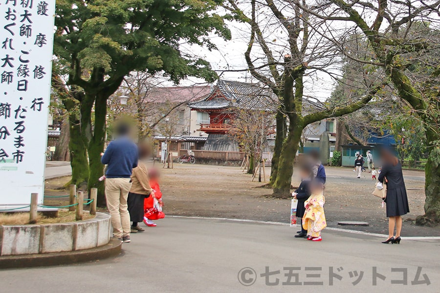 川越大師 喜多院 すれ違う七五三ちゃんたちの様子