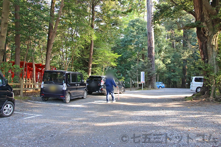 鹿島神宮 境内側の駐車スペースの様子