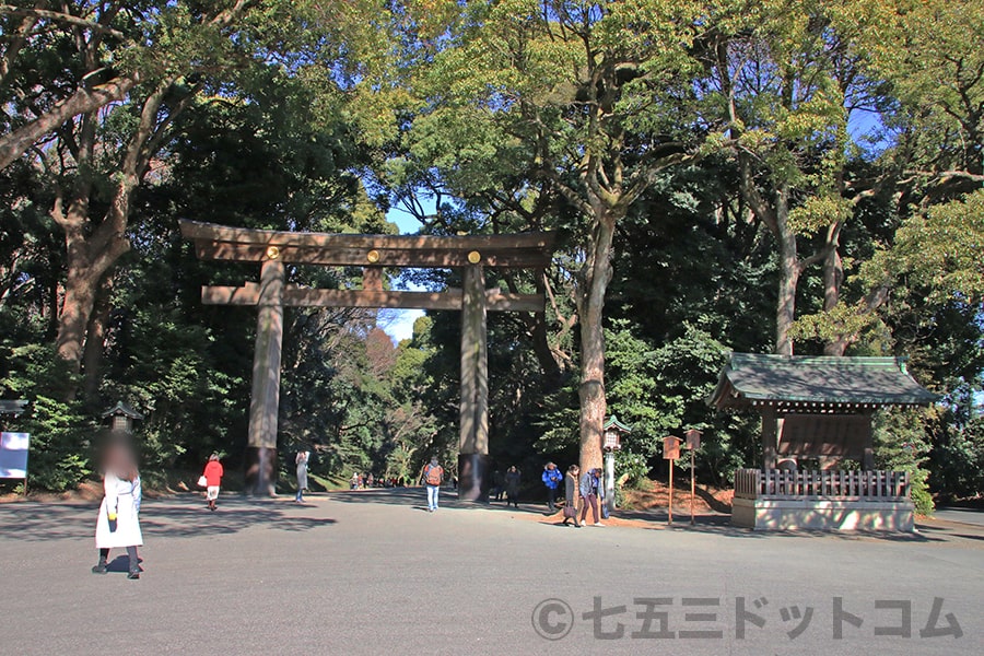 明治神宮 境内南側の入口（原宿駅側）の様子