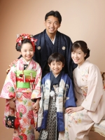 家族和装で七五三
