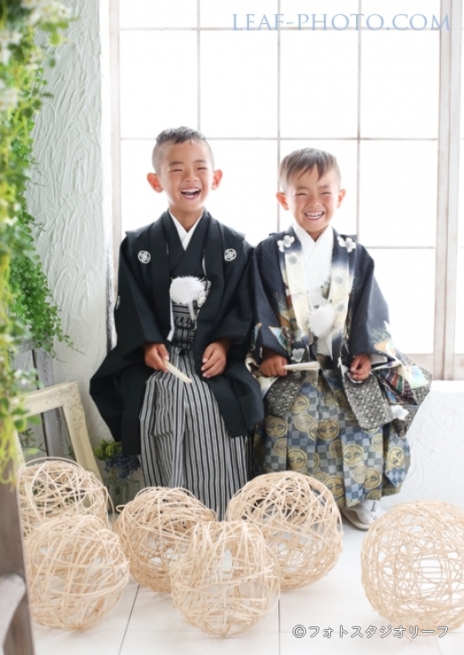 10才黒紋服もあります